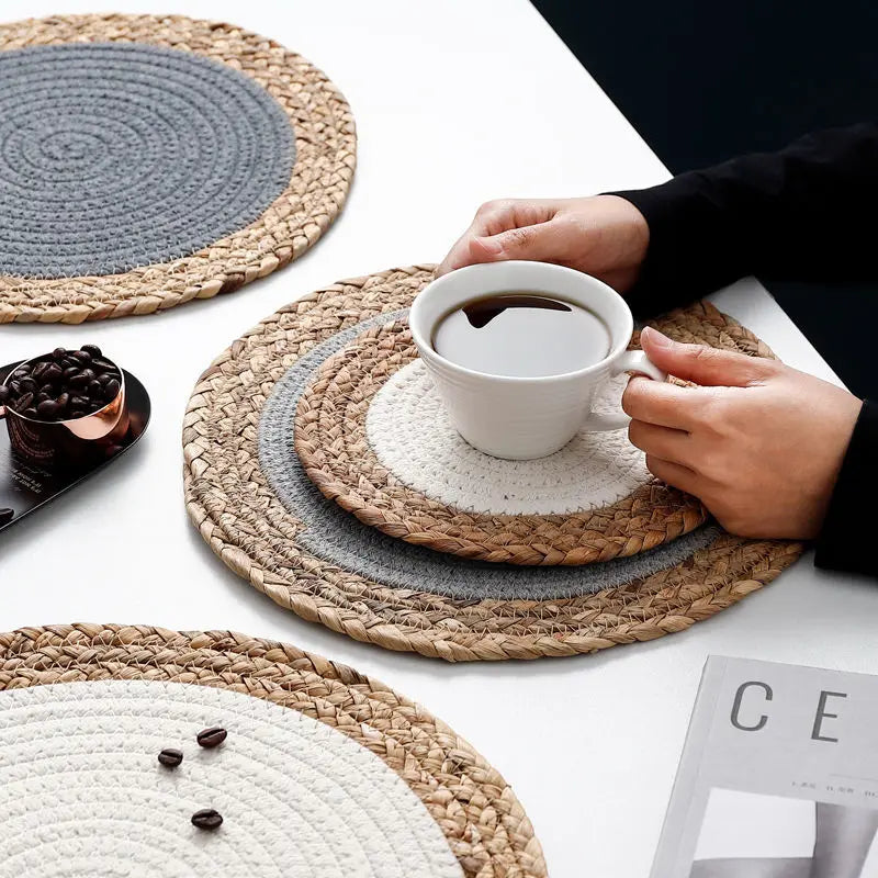 tapis table boho rustique tissé main naturel gris blanc cercles concentriques simple