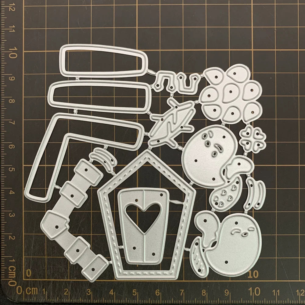 ciseaux découpe blancs motifs floraux géométriques artisanal papier cartonné bricolage scrapbooking