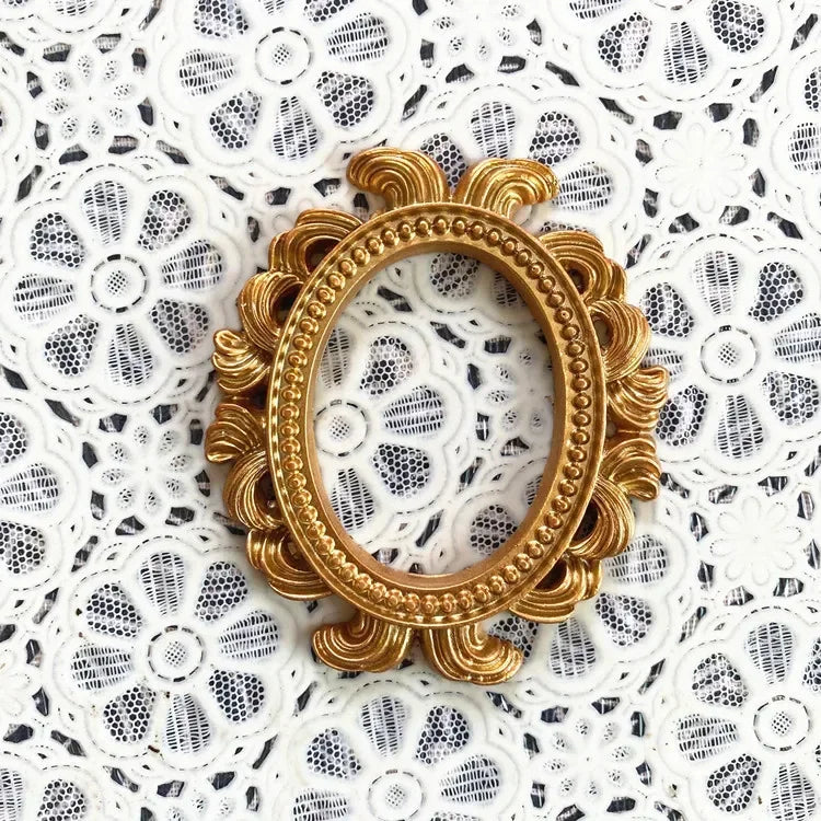 cadre photo rétro or relief floral baroque vintage shabby chic angel figurine round rectangular