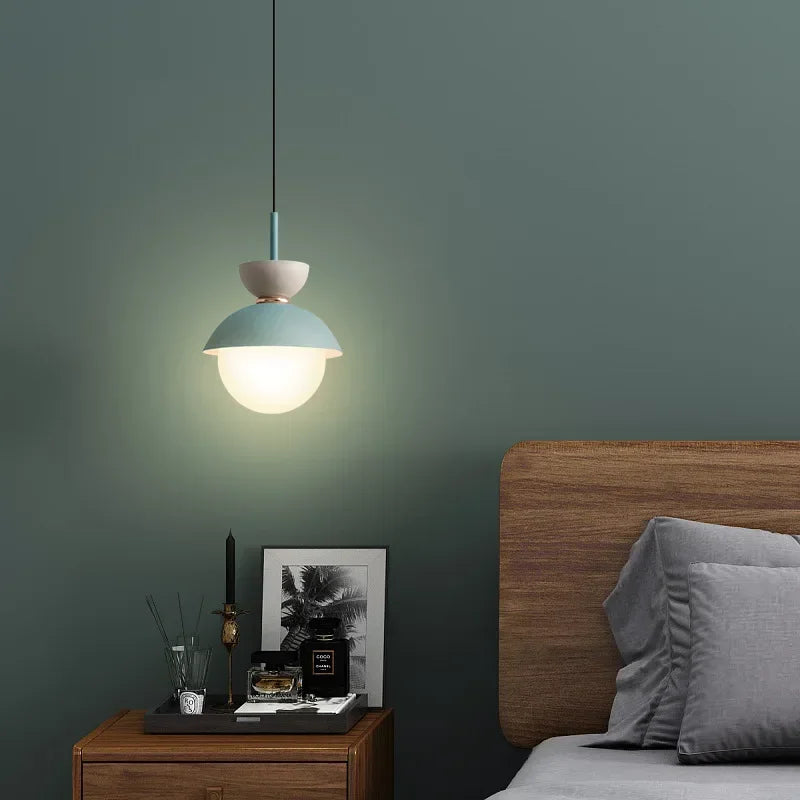 suspension lumineuse moderne pendentif câble bleu rose gris sphérique mat