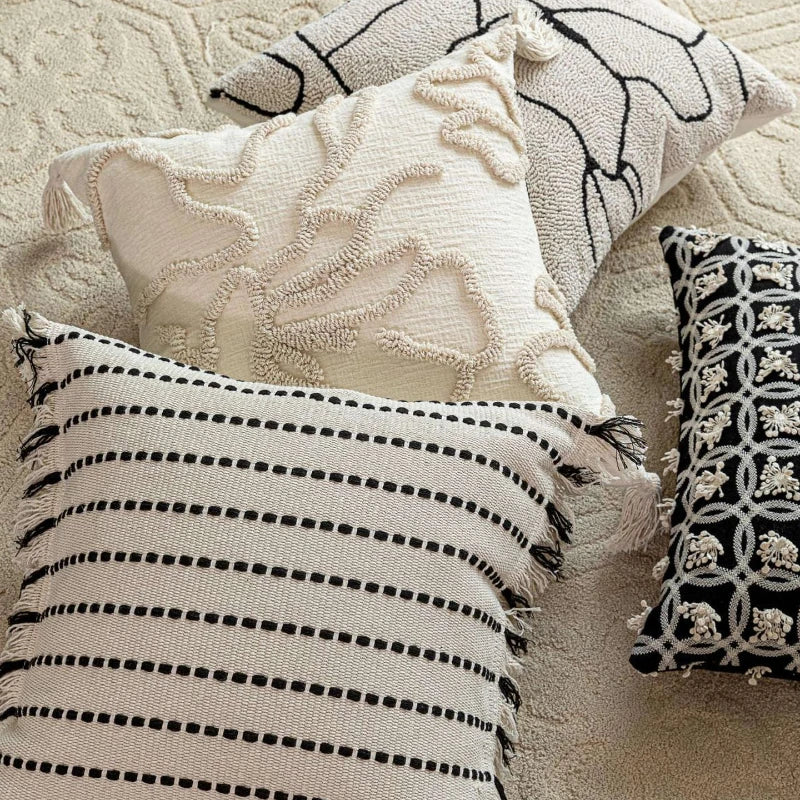coussin noir blanc brodé géométrique moderne fixé 45x45cm décoration