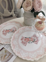 serviettes table rectangulaires fleurs roses classiques blanc rose pâle beige bleu clair bordure dentelée