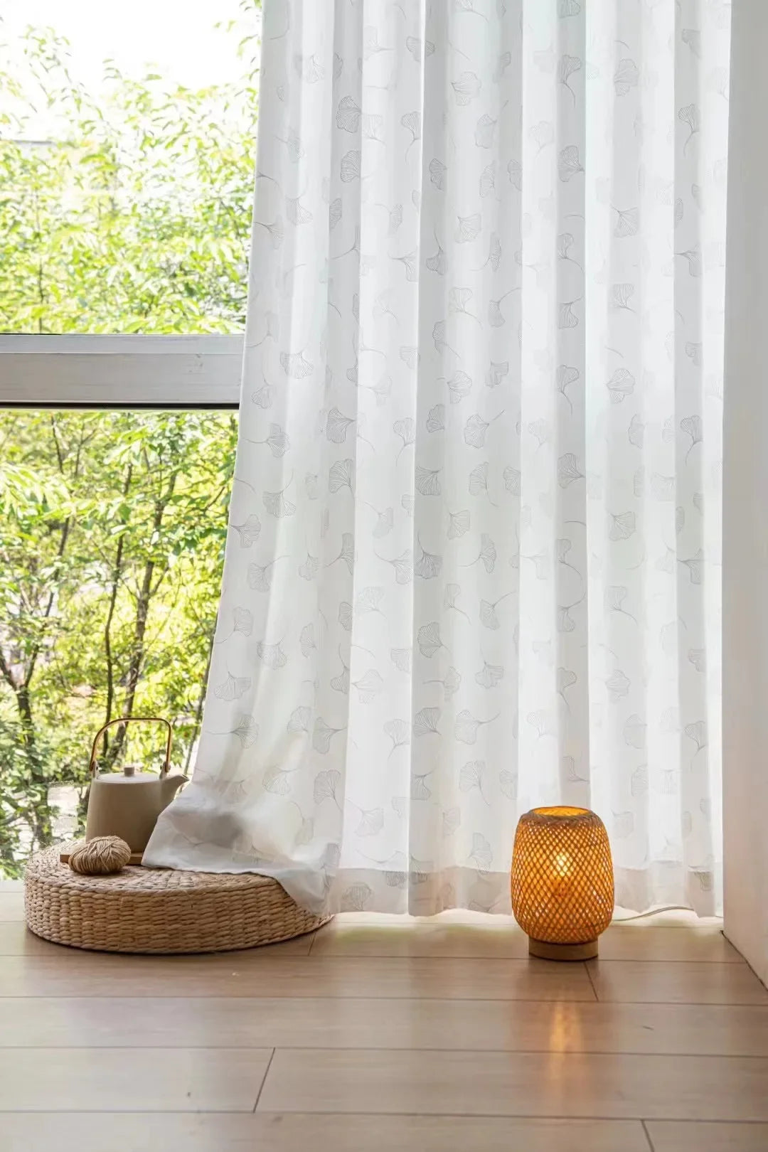 rideau blanc tulle semi transparent motif feuilles argent moderne salon chambre