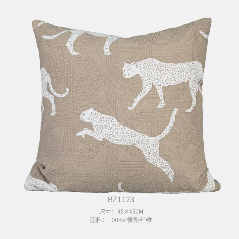 housse coussin carré motif léopard géométrique zigzag texture bouclée moderne polyester