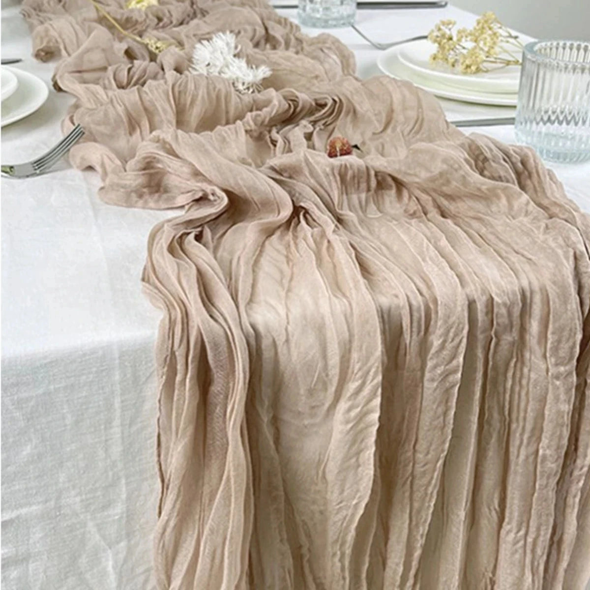 nappe table plissée rustique élégante couleur beige verteOpaque polyester maison festive mariage noël