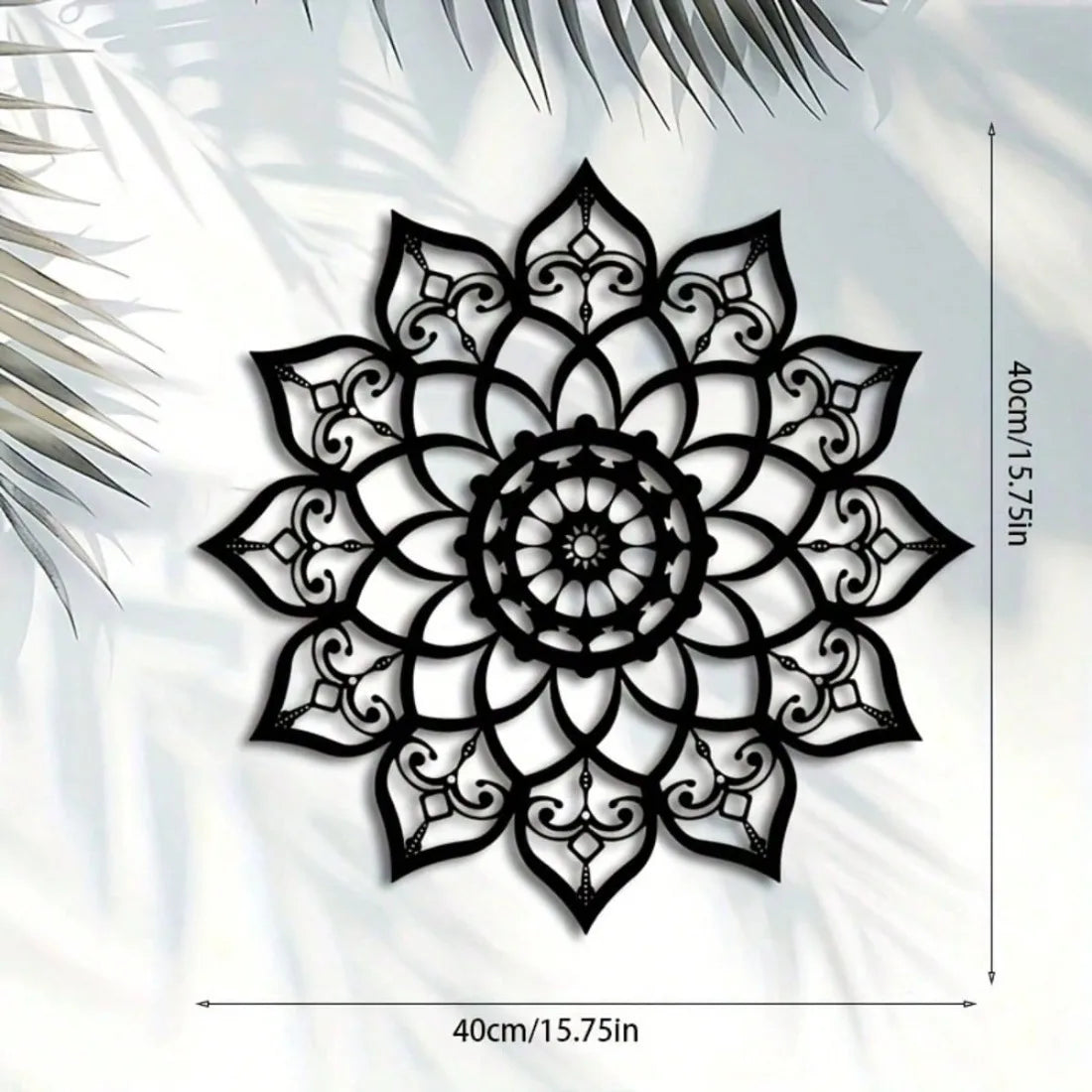 décoration murale mandala noir floral artisanale ajourée métal intérieur extérieur 40x40 cm sophistiquée calme