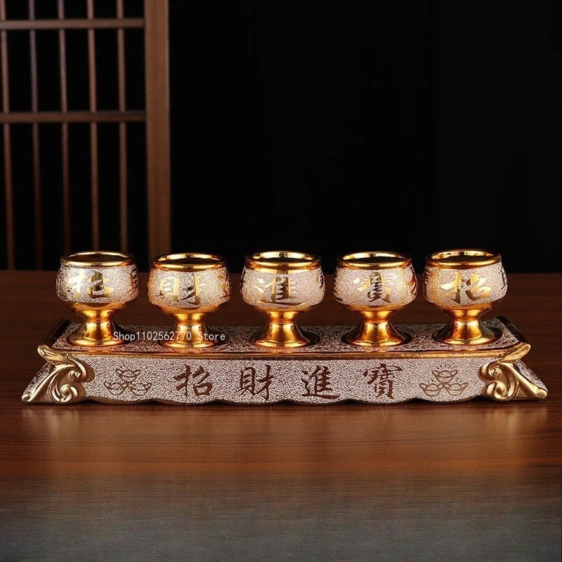 coupes décoratives or géométriques texture granulée classique élégant offrandes buddhistes ensemble ceremonial