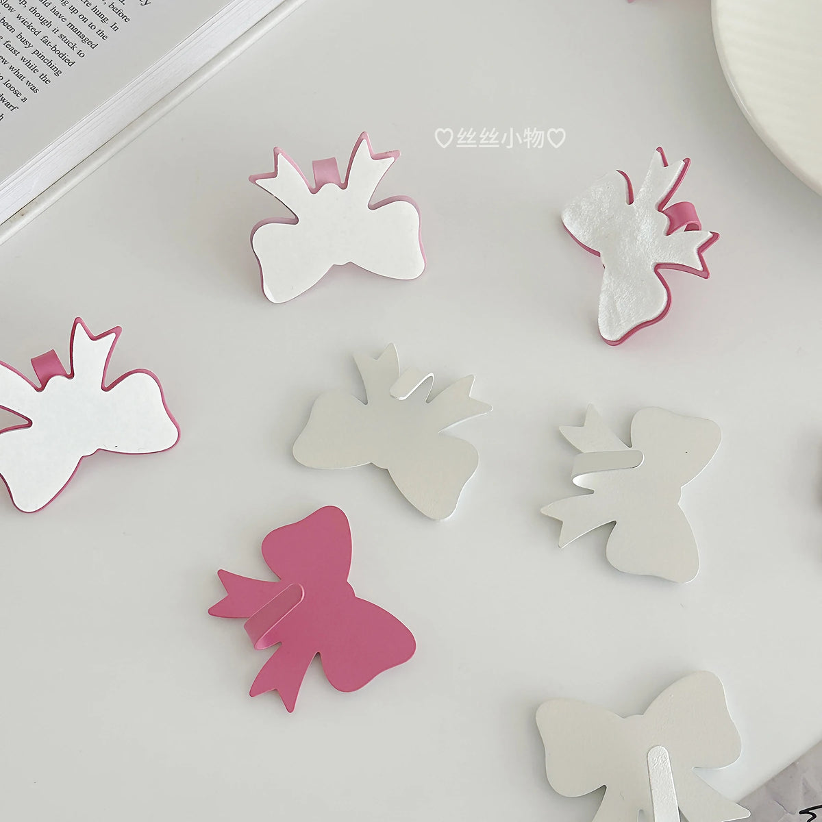 clips décoratifs nœuds blanc rose clair rose foncé modernes brillants sans perçage