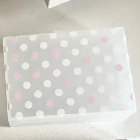 boîtes rangement réutilisables moderne blanc rose bleu marine noires points unis respectueux environnement