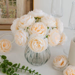 décoration intérieure mariage bouquet pivoine soie rose blanc orange rouge bleu
