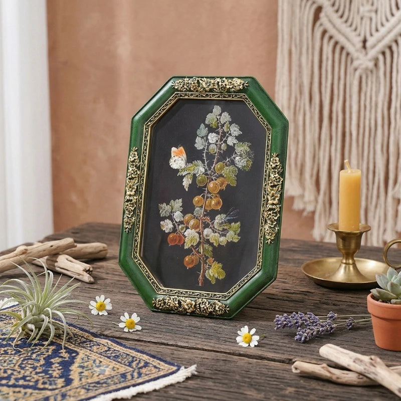 cadre photo rétro décoration murale floral papillon noir vert vintage bohème branches feuilles papillon