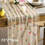 nappe tulle brodée fleurs multicolores transparent romantique décoration table mur chambre salon