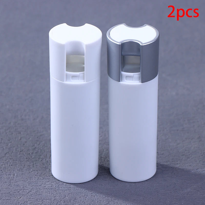 flacons atomisateurs blancs modernes capsules rechange inclusaires lisses opaques
