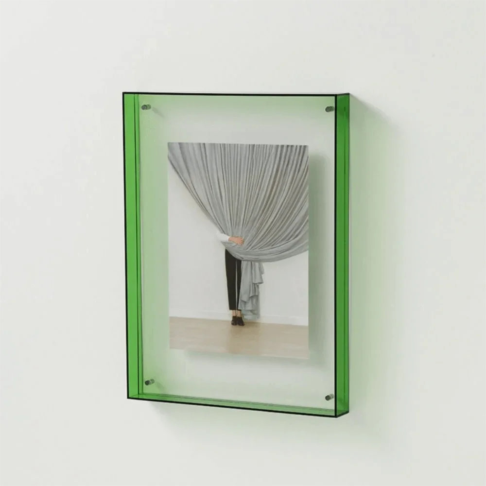 cadre photo mural moderne transparent jaune orange gris vert bleu rose suspension vis fixe