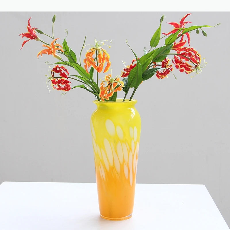 vase verre dégradé couleur bleu orange moderne décoration table arrangement fleurs artistique