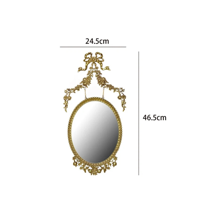 miroir ovale doré orné fleurs vintage baroque chambre coucher décoration murale