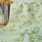 tissu brocart vert feuilles branches oiseaux motifs decoratifs polyester large 150cm variable opacity floral