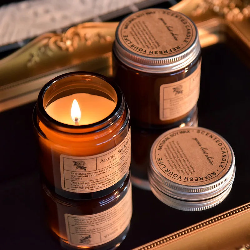 bougies parfumées cire soja marron clair étiquette blanche aromathérapie décoration maison cadeau événementNELLE luxE