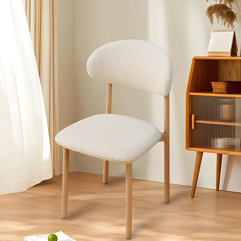 chaise moderne housse élastique violet rose bleu vert beige rayures diagonales salon chambre cuisine