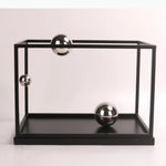 cage billes newton transparente moderne 39cm 31.5cm 25cm billes métalliques