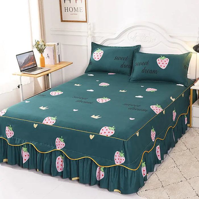 Ensemble de couvre-lit brodé en coton avec jupe et taies d'oreiller sur un lit roi