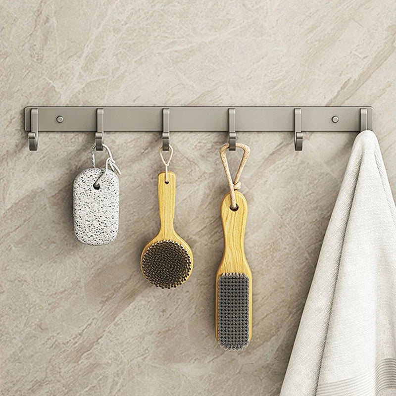 porte serviettes moderne crochets gris métallique fixations vis texture lisse porte accessoires