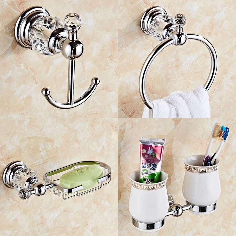 accessoires salle bain chrome cristaux motifs dorés porte savon dentifrice serviettes goblets sèche cheveux