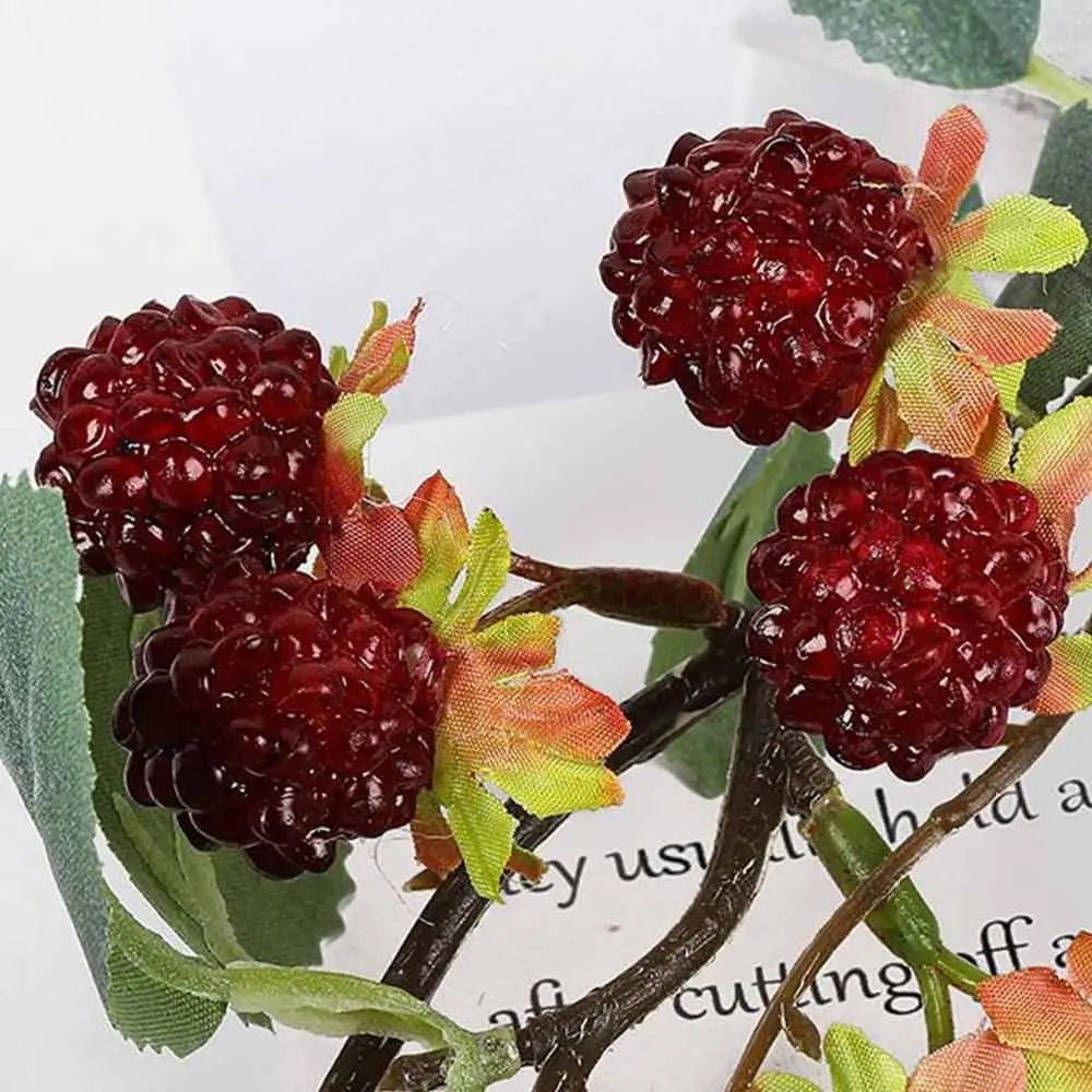 décoration intérieure bouquets branches baies rouges feuilles vertes artificielles naturelles occasion fête maison