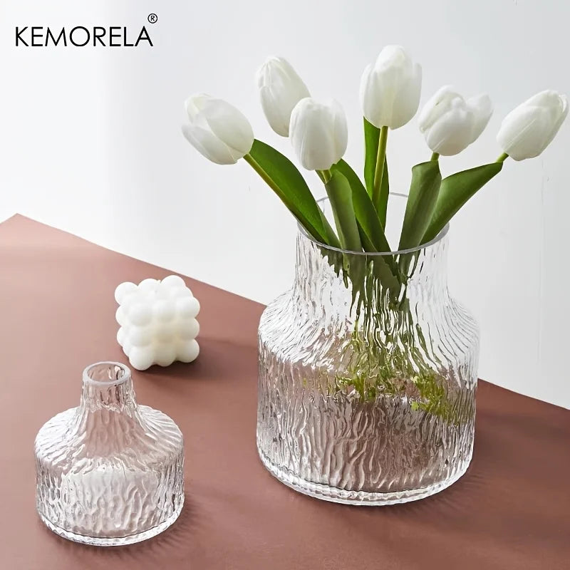 Vase bouche large avec bouquet de fleurs