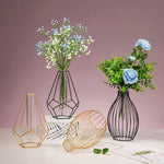 vase decoratif moderne noir or motif geometrique transparent decoration maison