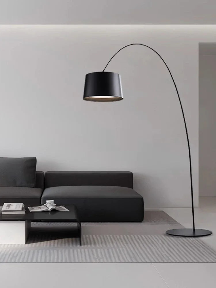 lampe sol moderne led noir base circulaire abat jour aluminium éclairage intérieur minimaliste