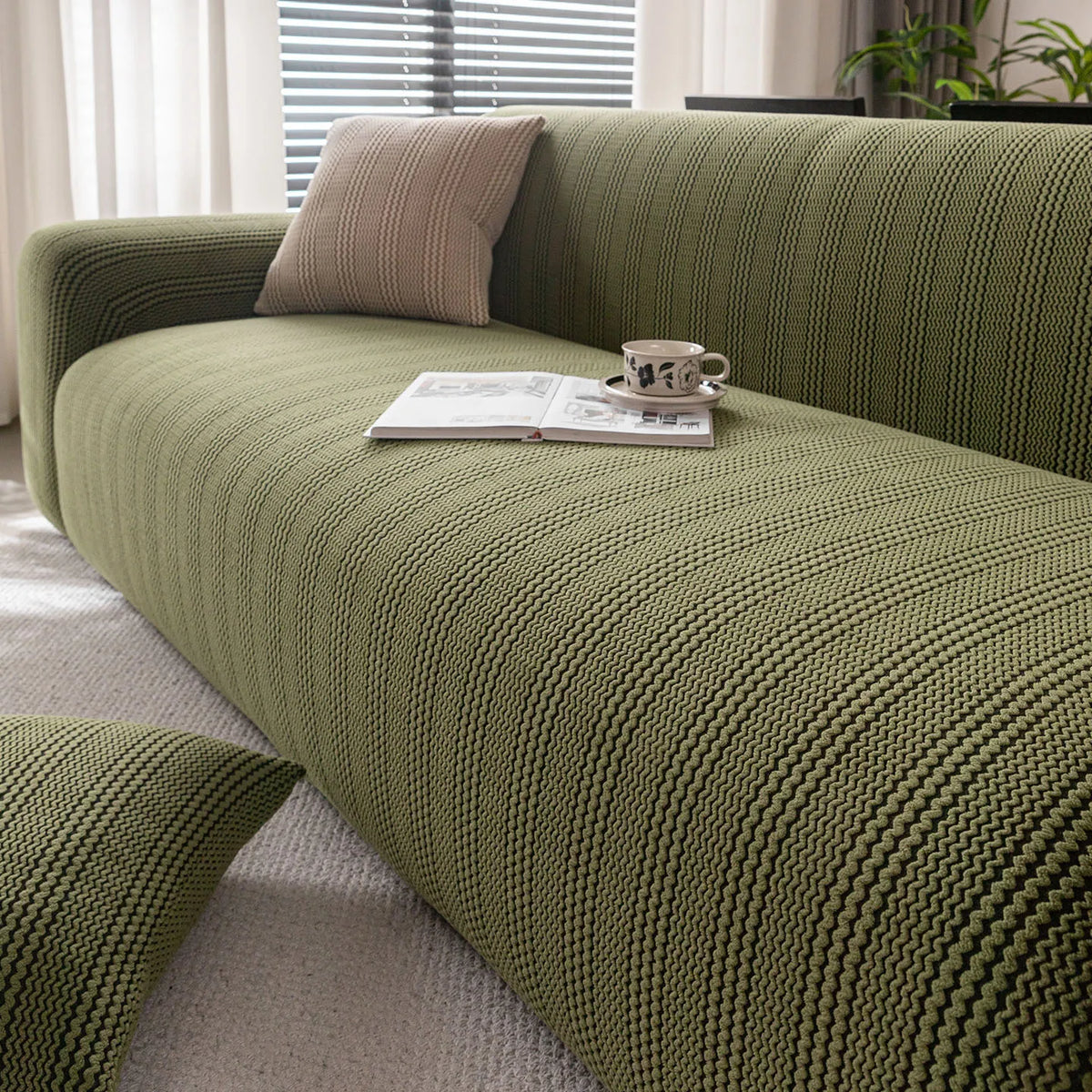 housse canapé extensible vert olive rayures horizontales protection tissu moderne anti dérapant salon