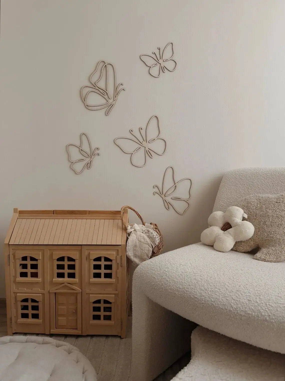 décoration murale papillons fil fer naturel artisanal moderne chambre fille adolescente bois illustration fleurs