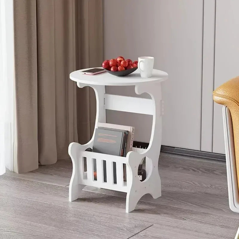 table d'appoint blanche texture bois classique rangement horloge vase fleurs artificielles fruit tissu lit