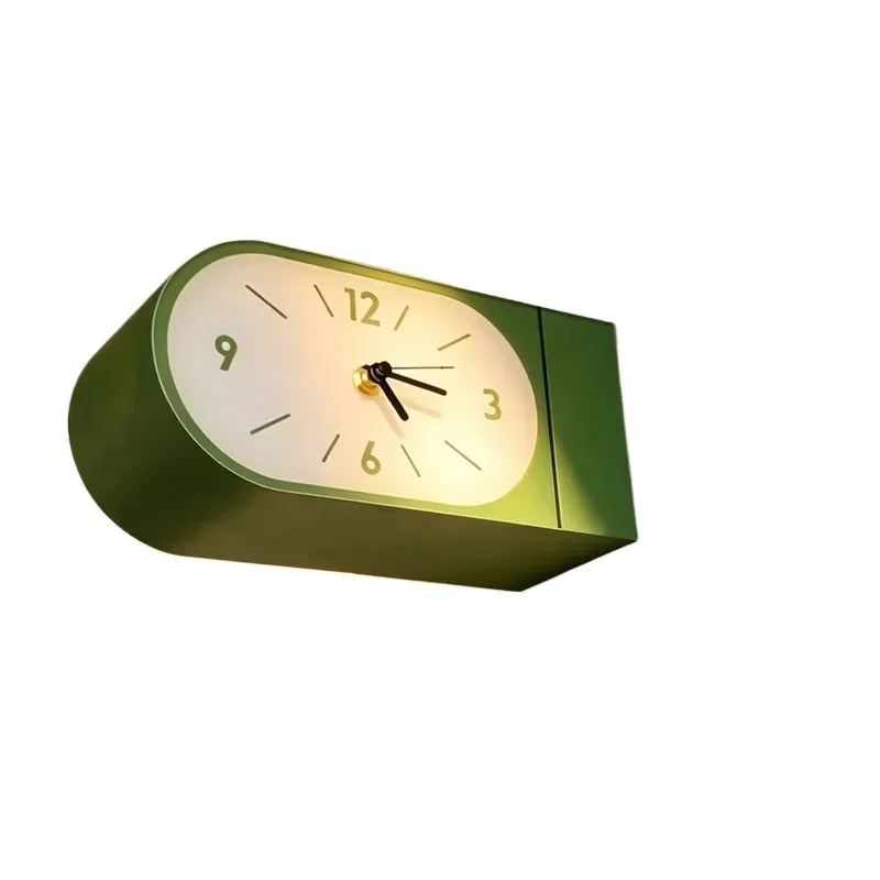 horloge murale moderne minimaliste vert orange noir cadran aiguilles simple salon decoration