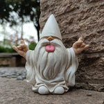 statue gnome blanc rock pose humour jardin extérieur ornement déco vieux aspect