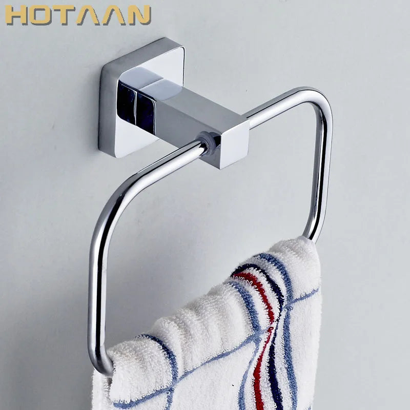 porte serviettes mural acier inoxydable finition lisse moderne argenté minimaliste serviette