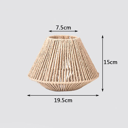 abat jour moderne rustique rotin rayures horizontales beige clair opacité anneau central câble noirSuspension