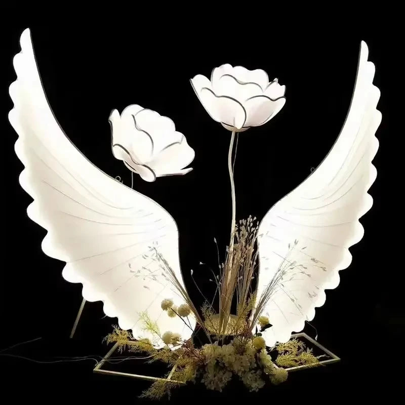 décoration mariage ailes lumineuses blanc nervures modernes pieds métal