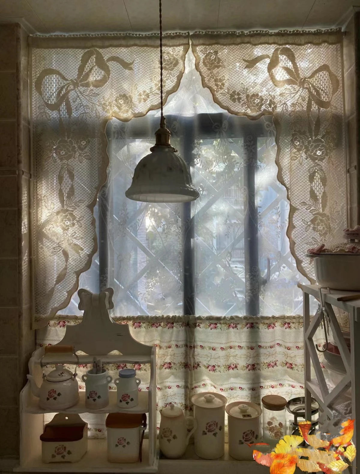 rideau porte dentelle motifs floraux blanc rose shabby chic vintage romantique transparent tringle