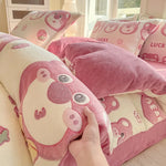 Housse de couette bleue avec motif patchwork
