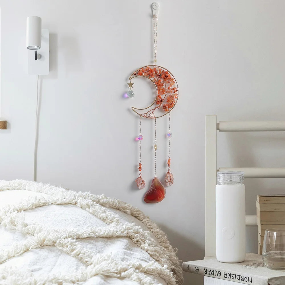 mobile mural décoratif boho lune pierres semi précieuses or violet vert rose blanc doré