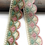 ruban décoratif dentelle 4cm large dorées motif floral blanc rose vert