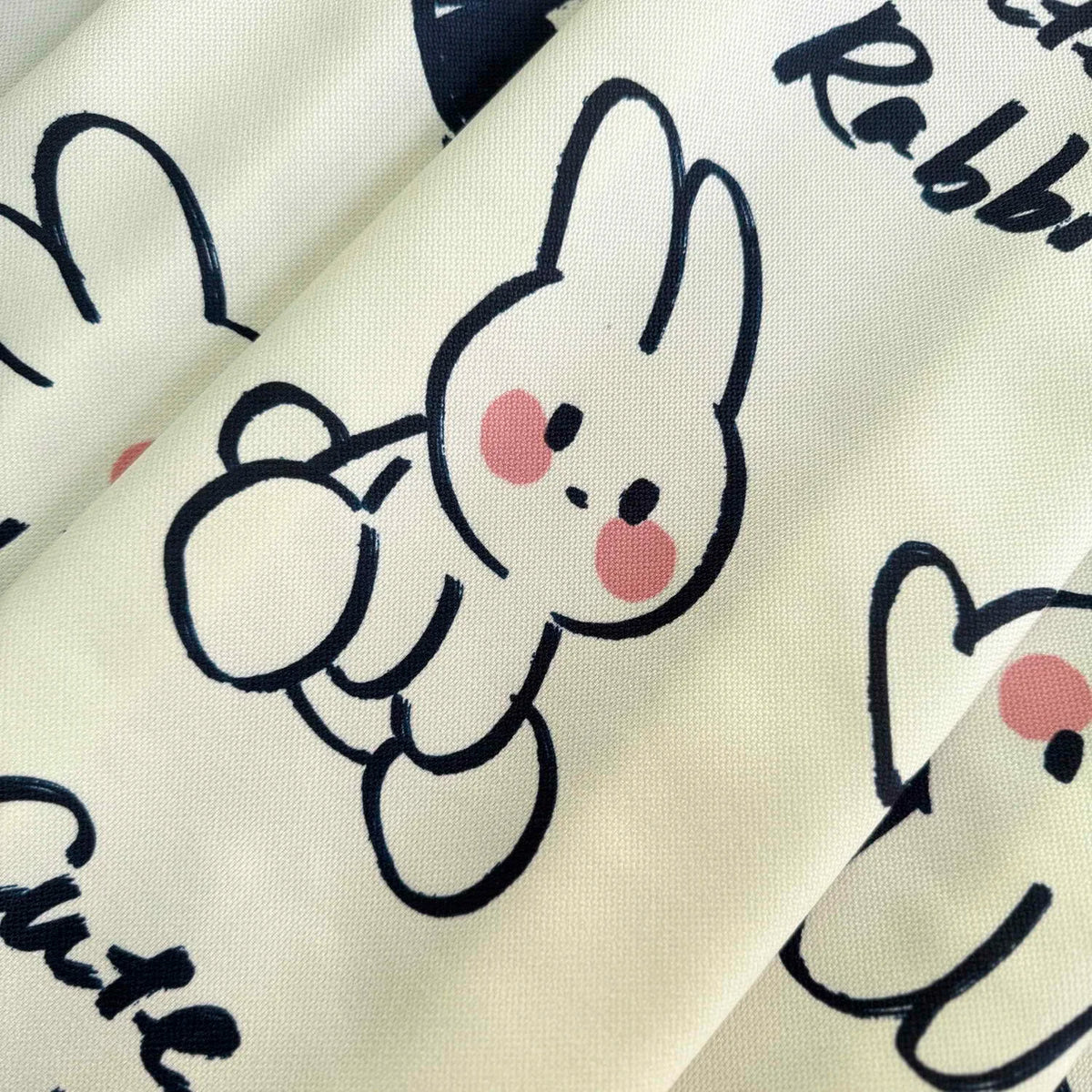 rideau motif lapins mignons moderne beige clair noir rose métalliques polyester chambre enfants