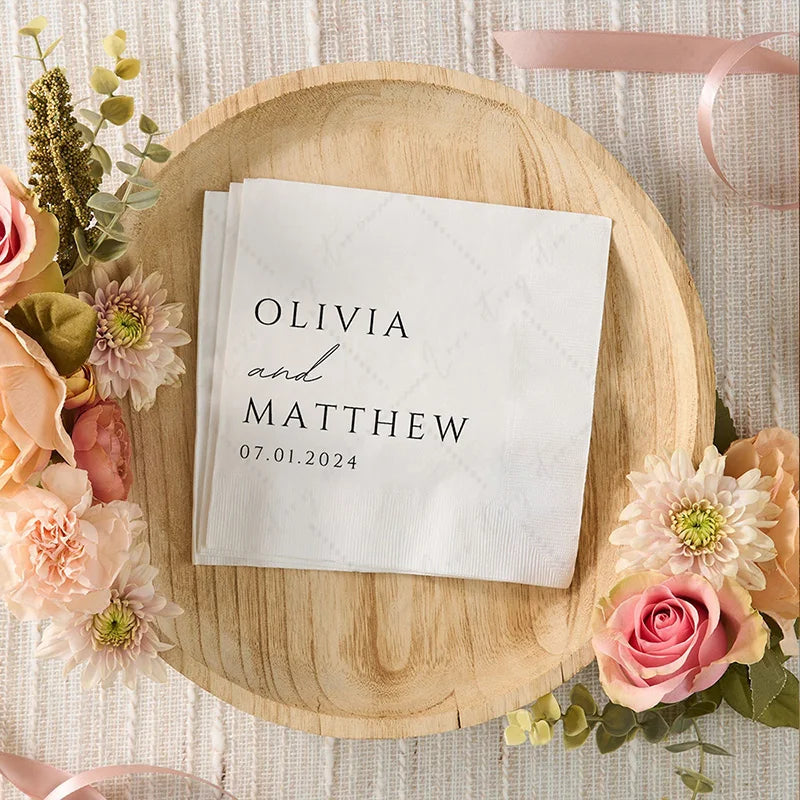 serviettes jetables mariage anniversaire animal compagnie initial lettre cœur blanc minimaliste