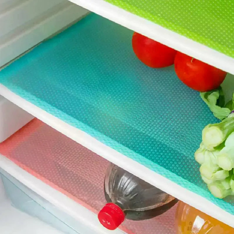 tapis anti dérapants moderne rectangle multicolore alvéolés transparents cuisine réfrigérateur assiettes verres couverts fruits