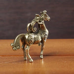 statuette équestre métal doré bronze motifs gravés antique décoratif miniature