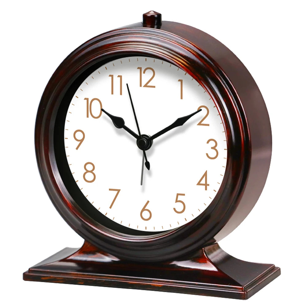 horloge vintage marron foncé cadran blanc aiguilles métalliques alarme quartz rechargeable brillant chambre salon