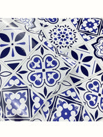 papier peint auto adhésif bleu blanc motifs géométriques ornements floraux carreaux décoratifs pvc artisanal