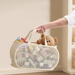Panier transparent avec jouets colorés à l'intérieur